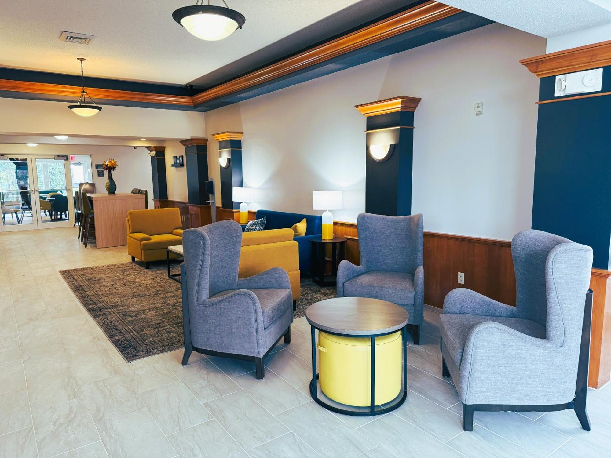 Comfort Inn & Suites Sheboygan I-43 Exterior foto